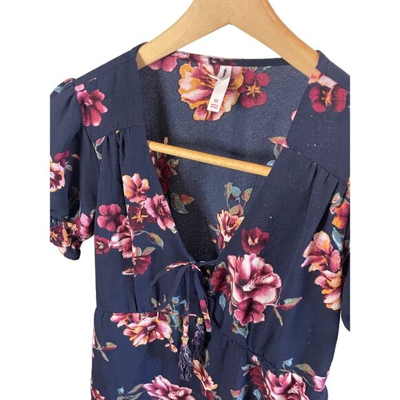Xhilaration Navy Floral V Neck Faux Wrap Ruffle Hem Knee Length Dress Sz XS - Picture 5 of 11